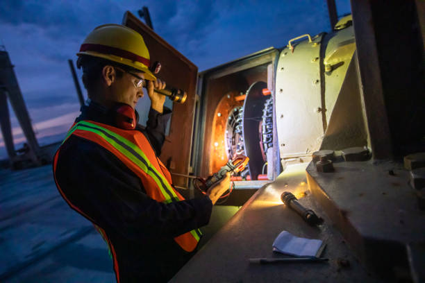 Best Affordable Emergency Electrician  in Mcewen, TN